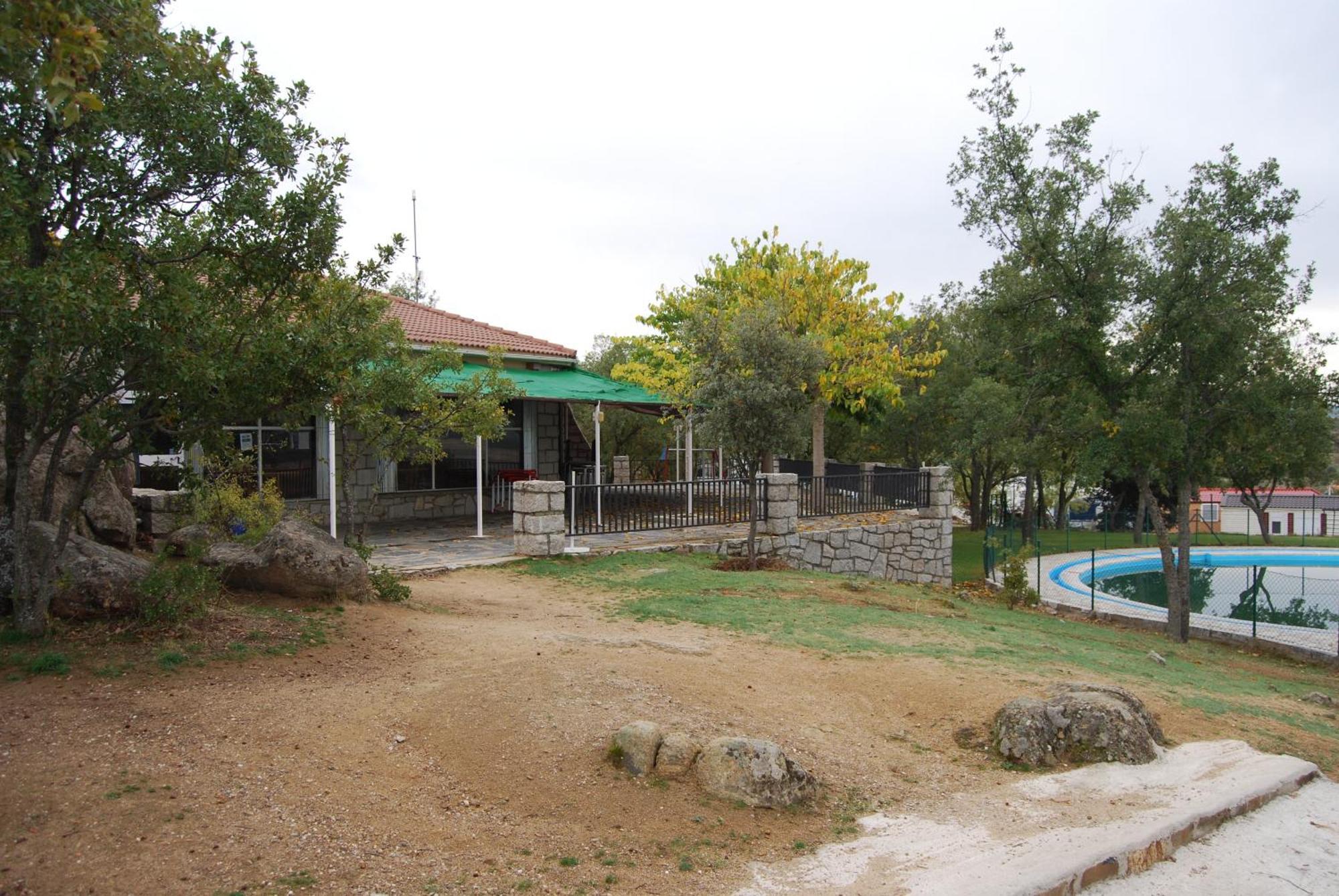 Camping De Cervera De Buitrago Kültér fotó